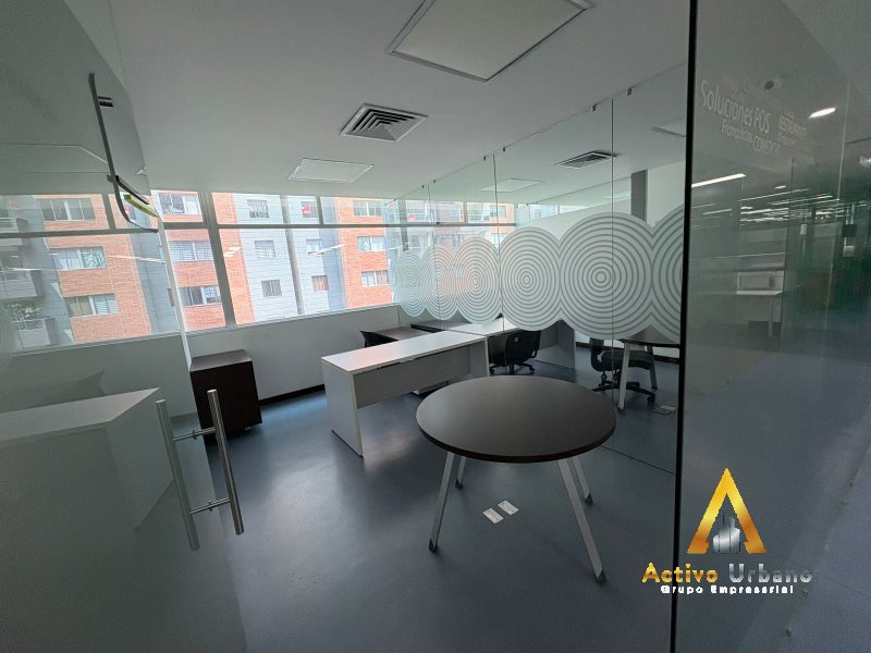 foto_104782_901271444_8977871809_ss