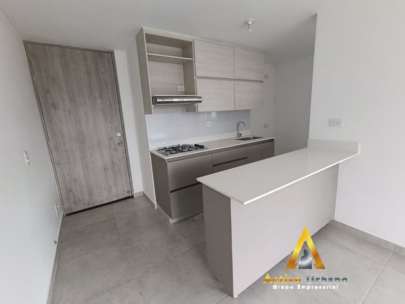 foto_104782_901271444_9266249074_ss