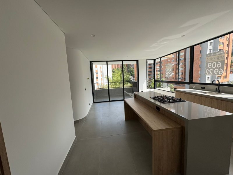 foto_104782_901271444_9307550321_ss