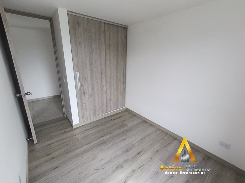 foto_104782_901271444_9309833228_ss