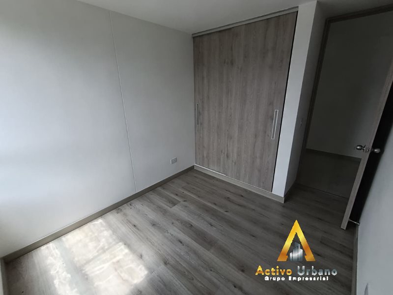 foto_104782_901271444_9328929310_ss