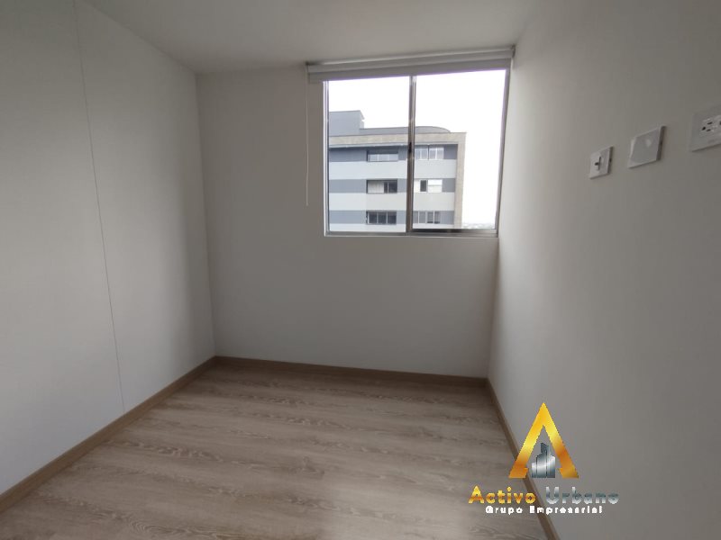 foto_104782_901271444_9390967401_ss