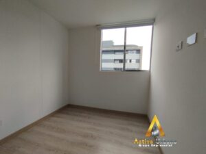 foto_104782_901271444_9409826701_ss