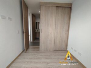 foto_104782_901271444_9409891763_ss