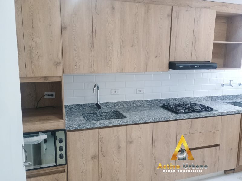 foto_104782_901271444_9695254091_ss