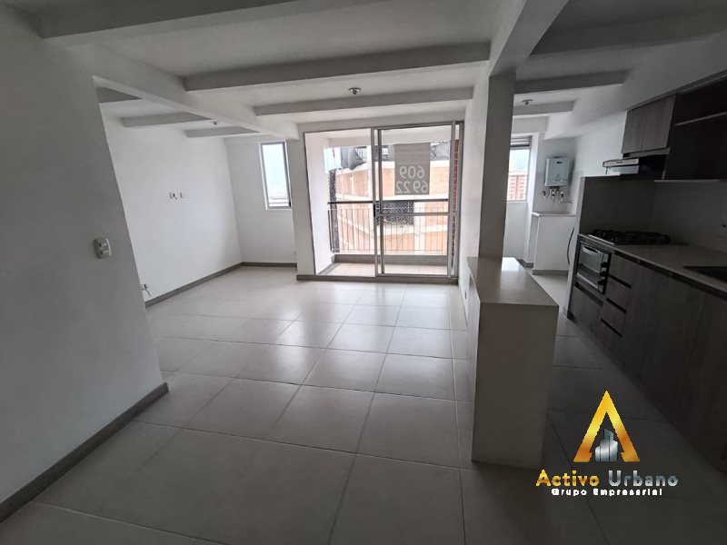 foto_104782_901271444_9775937944_ss