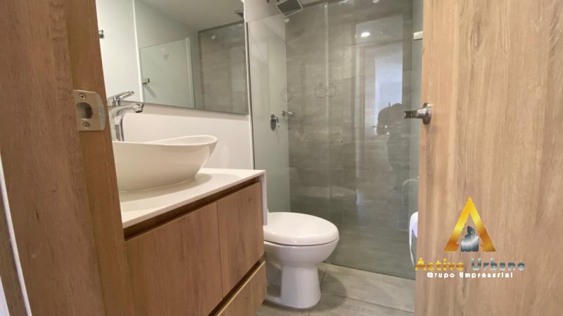 foto_104782_901271444_9853224134_ss