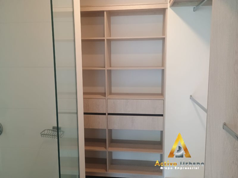 foto_104782_901271444_9863847499_ss