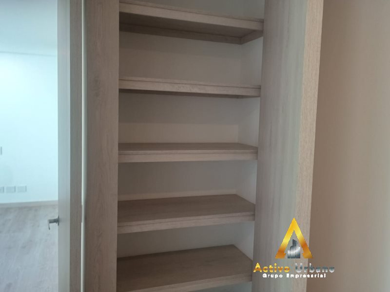 foto_104782_901271444_9877102472_ss