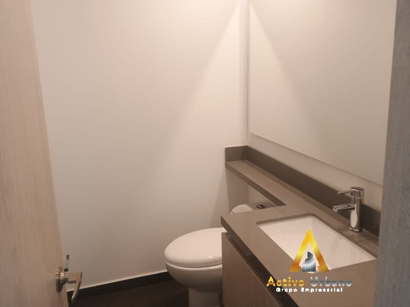 foto_104782_901271444_9880553864_ss