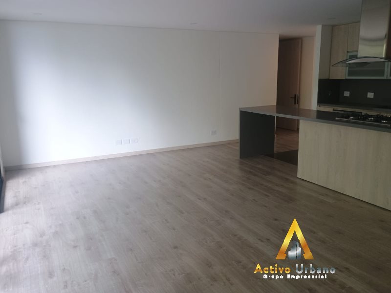 foto_104782_901271444_9927594094_ss