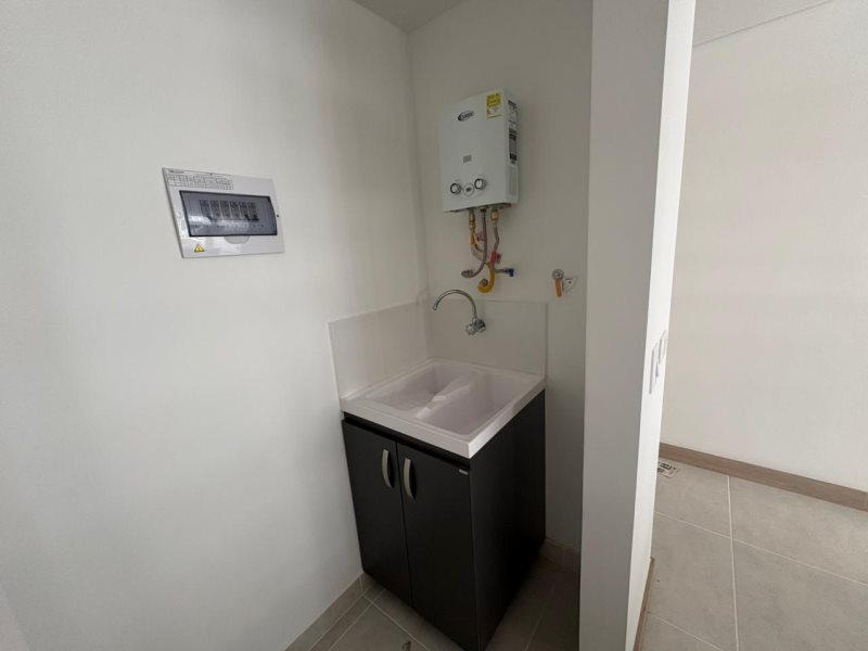 foto_104782_901271444_9935619875_ss