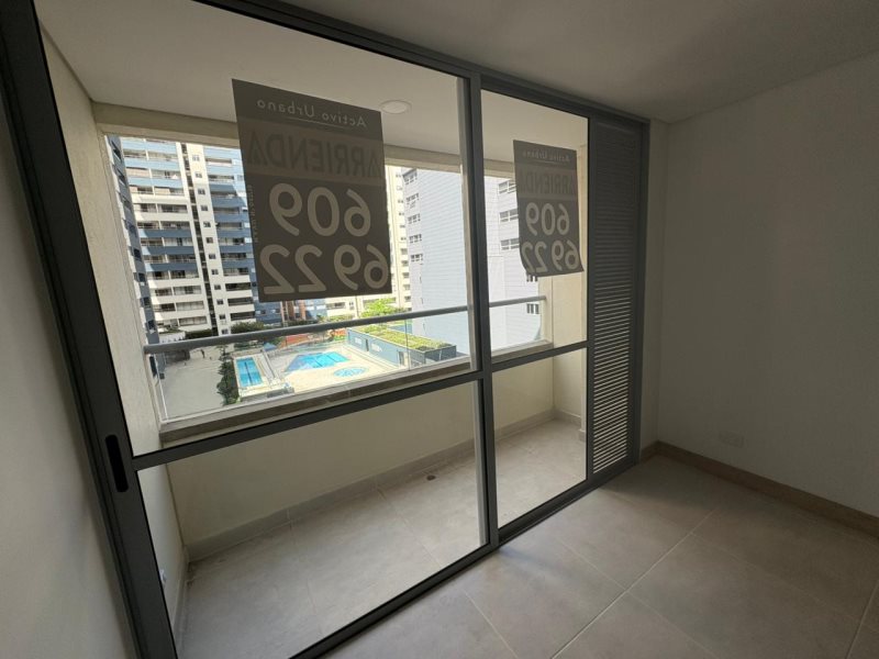 foto_104782_901271444_9949946414_ss