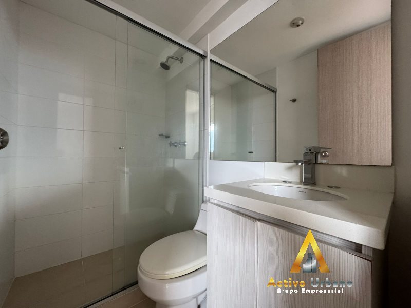 foto_104782_901271444_0747621822_ss