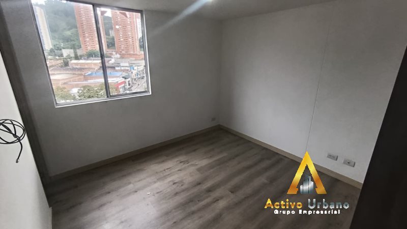 foto_104782_901271444_0927303982_ss