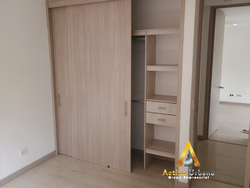 foto_104782_901271444_2505199102_ss