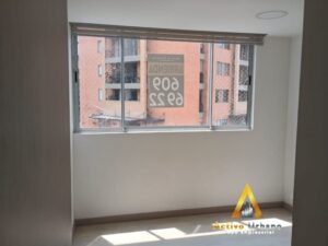 foto_104782_901271444_2508010362_ss