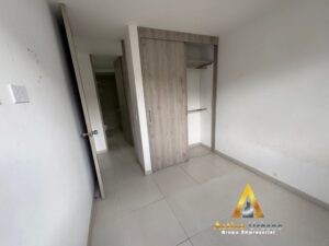 foto_104782_901271444_3914615220_ss