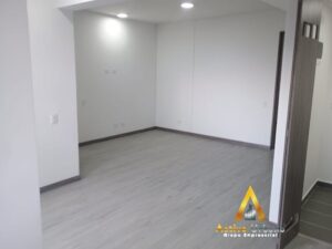 foto_104782_901271444_3983311336_ss