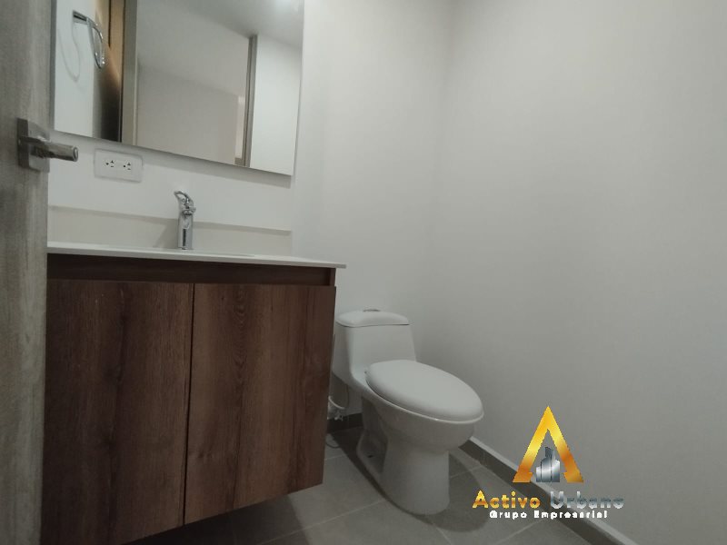 foto_104782_901271444_4614170148_ss