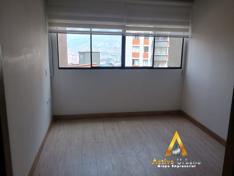 foto_104782_901271444_4891744439_ss