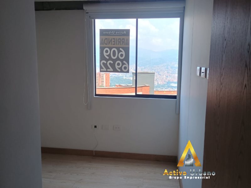 foto_104782_901271444_4956973700_ss