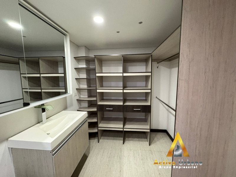 foto_104782_901271444_5297802645_ss