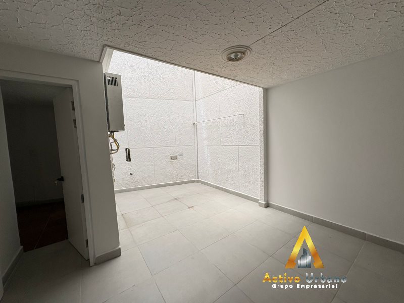 foto_104782_901271444_5397793506_ss