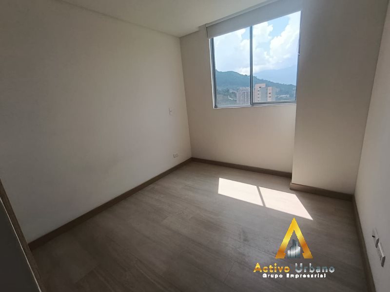 foto_104782_901271444_5418462557_ss