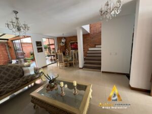 foto_104782_901271444_5590612879_ss