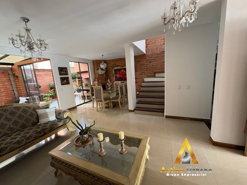 foto_104782_901271444_5590612879_ss