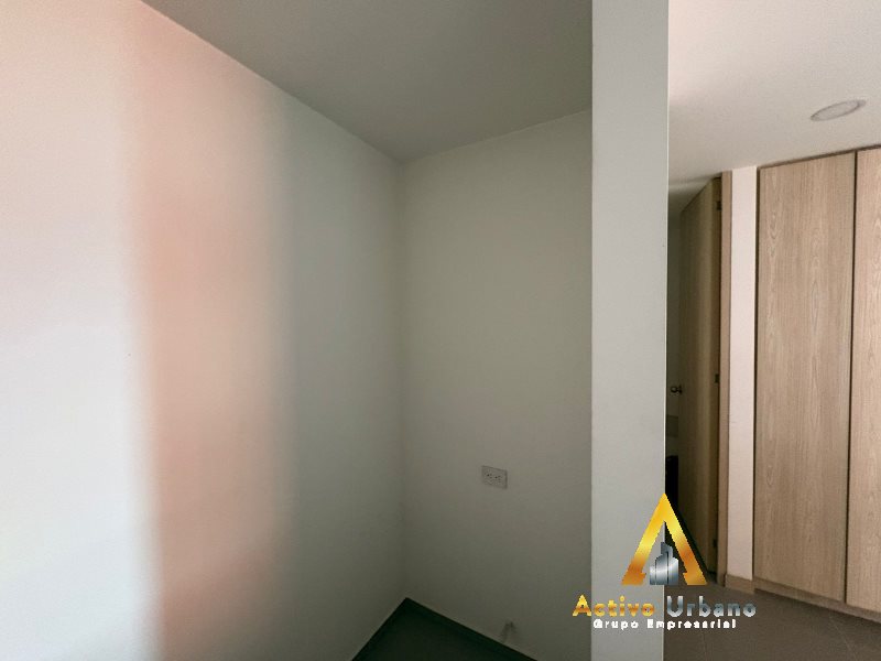 foto_104782_901271444_5658900911_ss