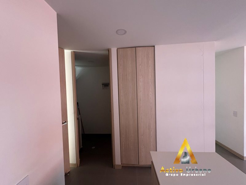 foto_104782_901271444_5681938838_ss