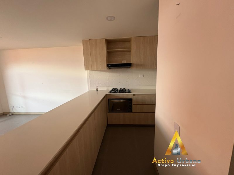 foto_104782_901271444_5684805378_ss