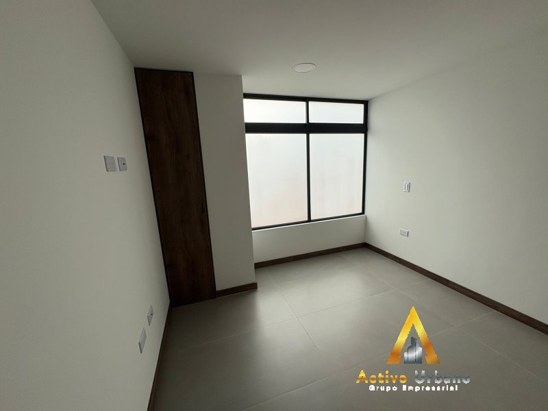 foto_104782_901271444_6074922140_ss