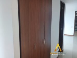 foto_104782_901271444_6085591117_ss