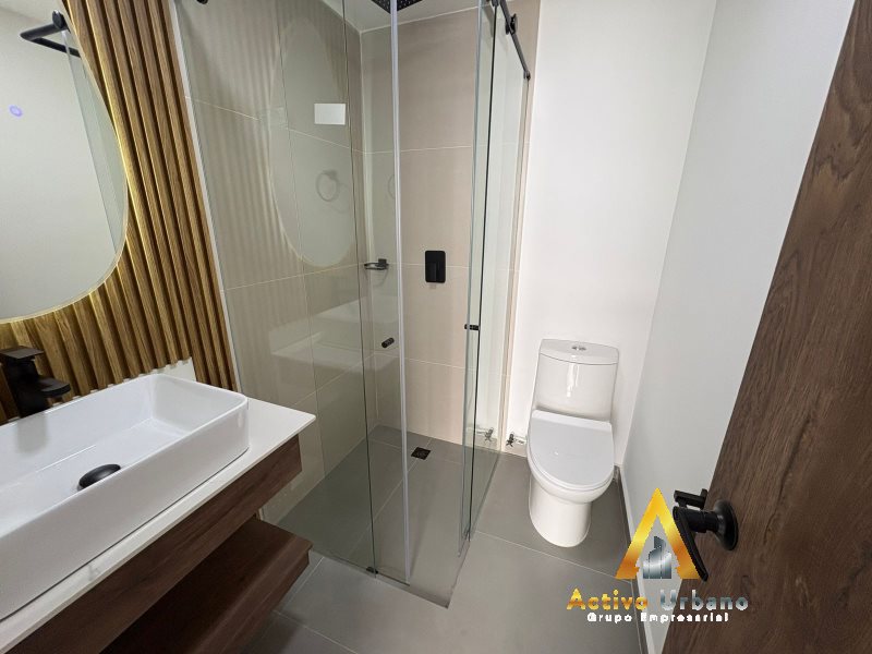 foto_104782_901271444_6106414923_ss