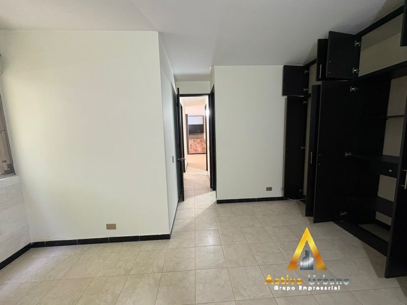 foto_104782_901271444_6107282007_ss