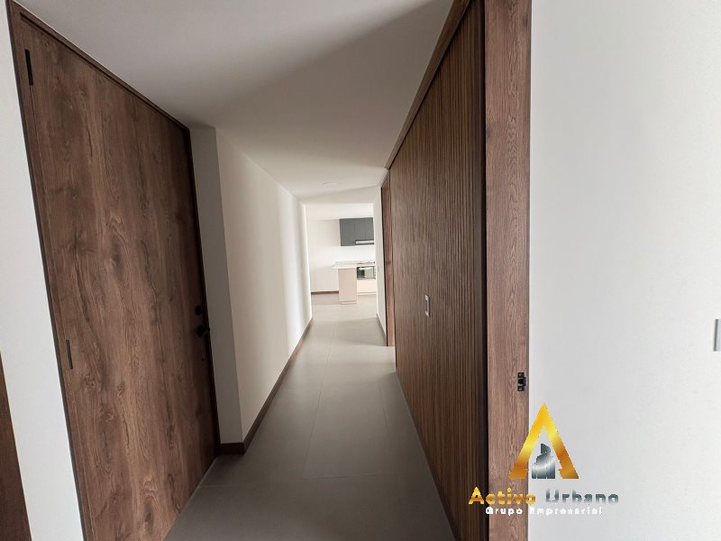 foto_104782_901271444_6136120026_ss