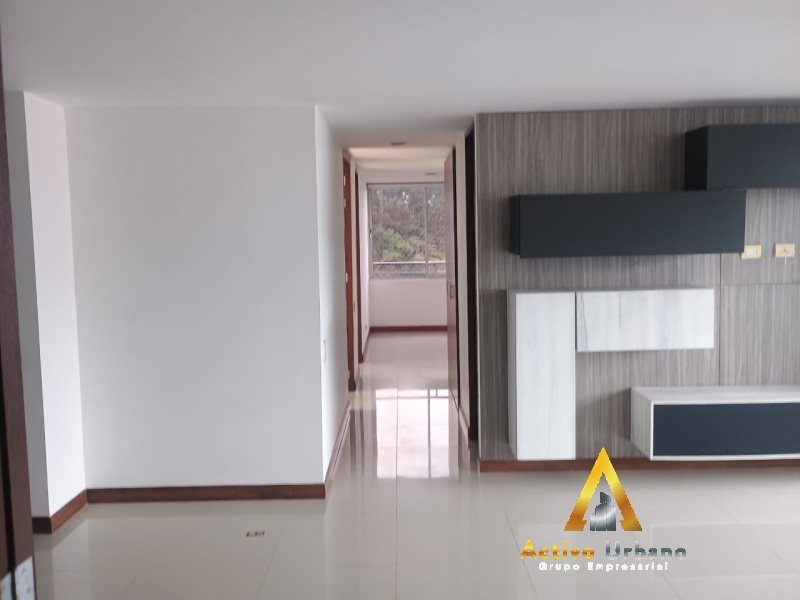 foto_104782_901271444_6166768162_ss