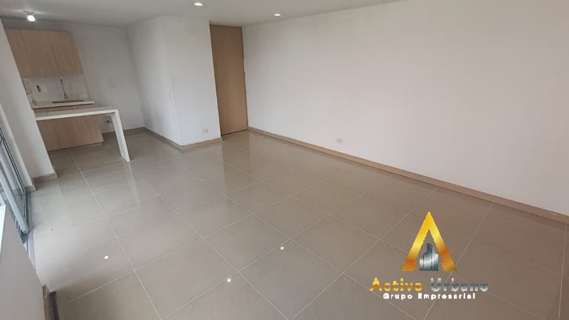 foto_104782_901271444_6261421914_ss