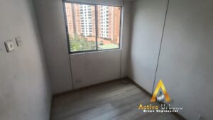 foto_104782_901271444_6282095709_ss