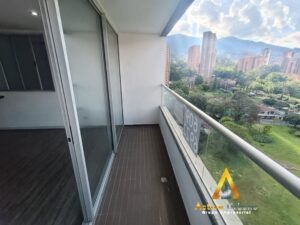 foto_104782_901271444_6295501570_ss