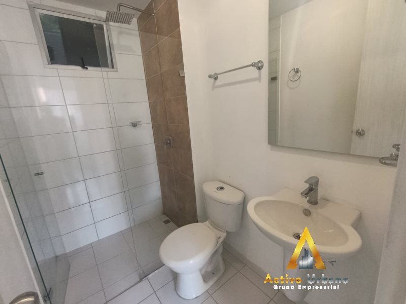 foto_104782_901271444_6343000967_ss