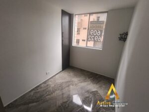 foto_104782_901271444_6419491824_ss