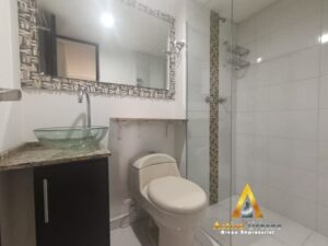 foto_104782_901271444_6419763016_ss