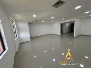 foto_104782_901271444_7492456157_ss