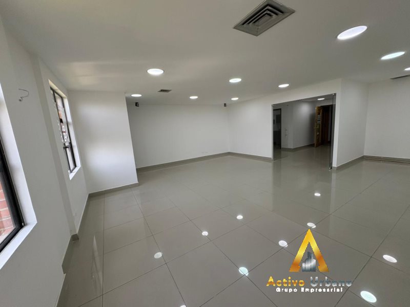 foto_104782_901271444_7492456157_ss