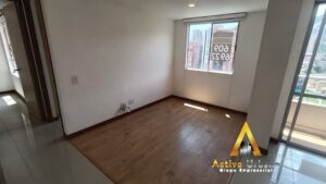 foto_104782_901271444_7538537891_ss