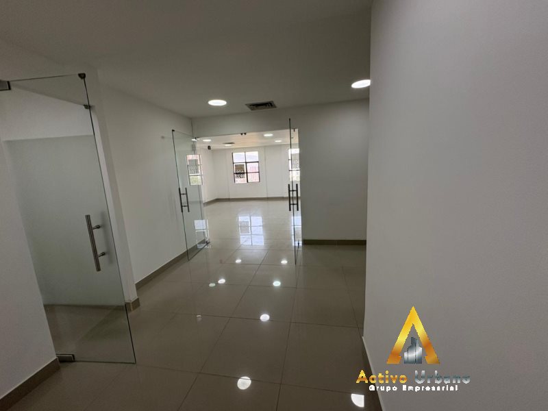 foto_104782_901271444_7542812165_ss